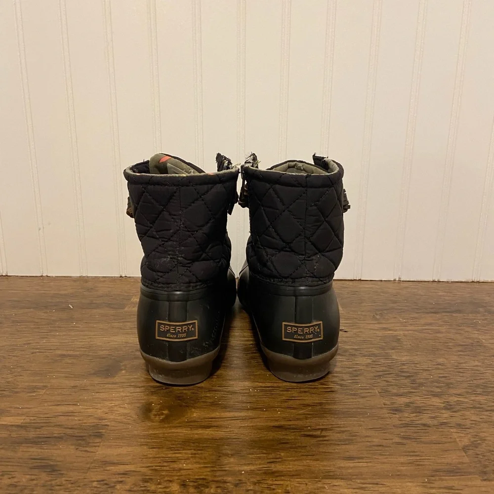 Quilted Black Winter Rain Ankle Boots with Zipper